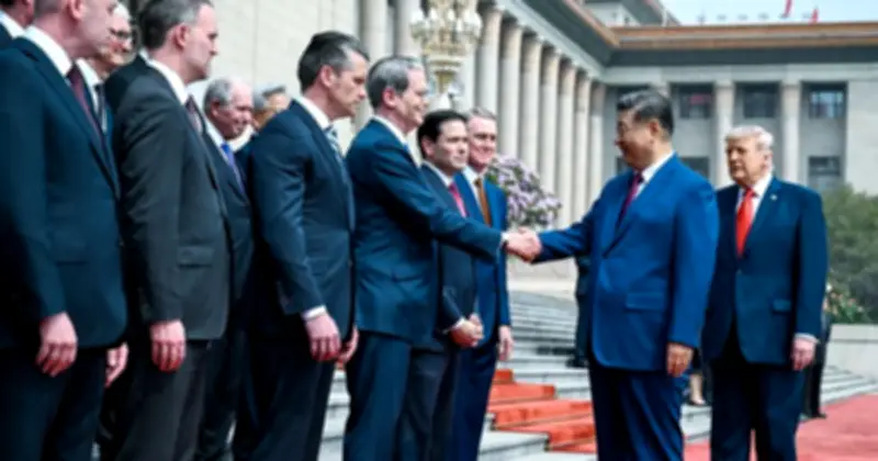 Cuộc gặp Trump-Tập: Bàn đàm phán vắng bóng phụ nữ, phản chiếu hai mô hình quyền lực