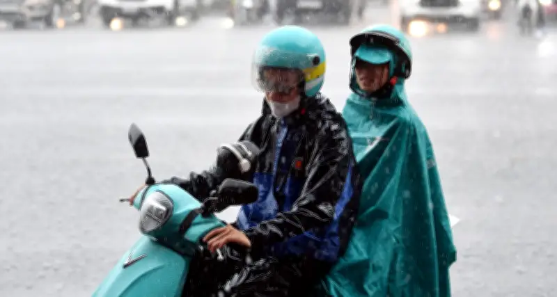 Dự báo thời tiết 17/5/2026: Mưa giông mạnh xuất hiện ở nhiều vùng trên cả nước