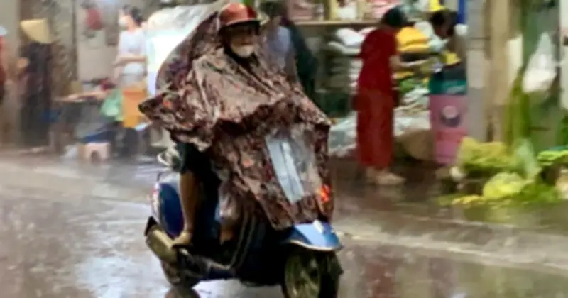 Dự báo thời tiết 2/5: Mưa giông vùng núi Bắc Bộ, nắng nóng miền Trung và Nam Bộ