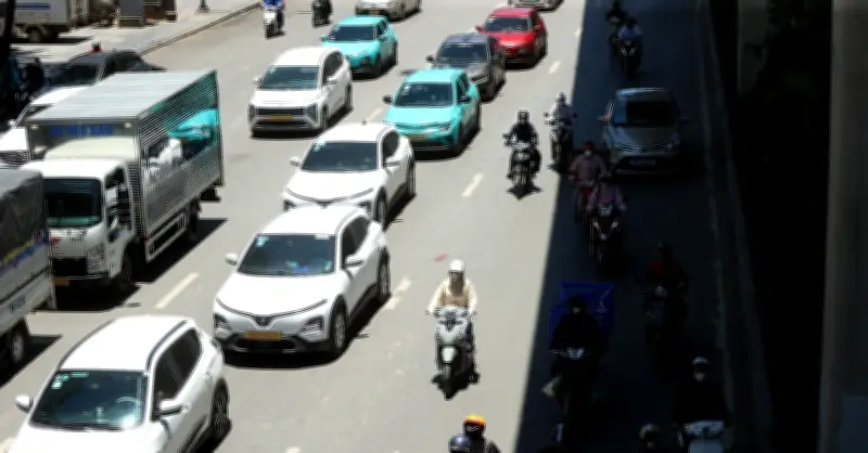 Dự báo thời tiết 26/5: Nắng nóng đỏ lửa bao trùm miền Bắc, Trung Bộ