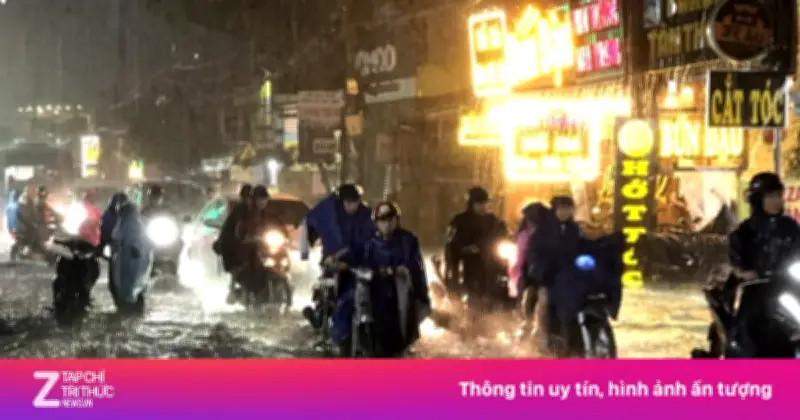 Dự báo TP.HCM mưa lớn kéo dài đến cuối tuần, có nơi trên 150 mm