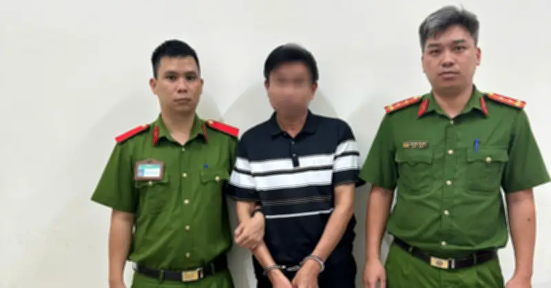 Danh tính người đàn ông đánh nam shipper chảy máu mũi ở TPHCM