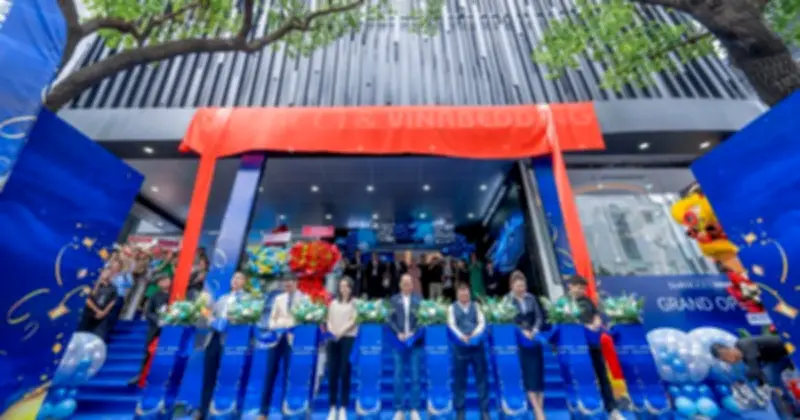 DeRUCCI VINABEDDING khai trương showroom giấc ngủ thông minh AI tại TP.HCM