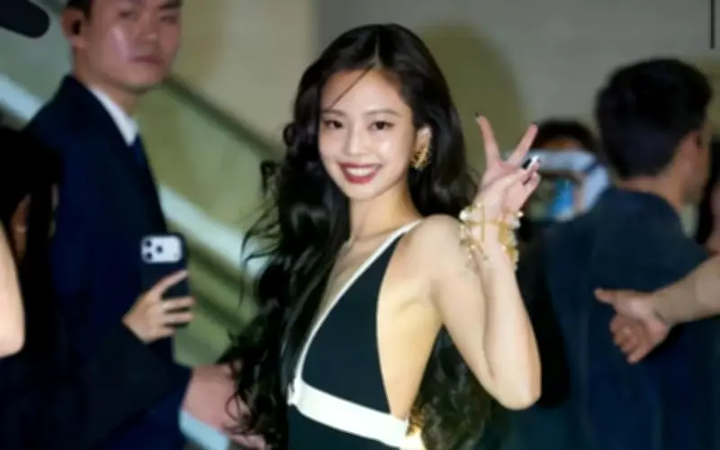 Diện mạo mới của Jennie Blackpink khiến fan 'sốc'