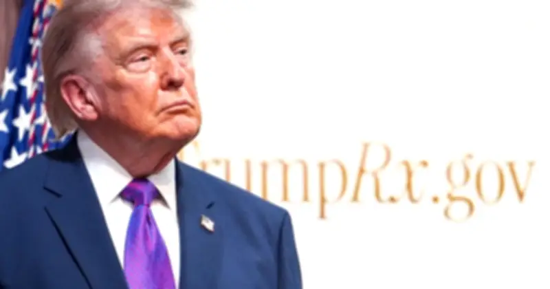 Dàn xếp vụ kiện 10 tỉ USD: Ông Trump lập quỹ bồi thường 1,8 tỉ USD