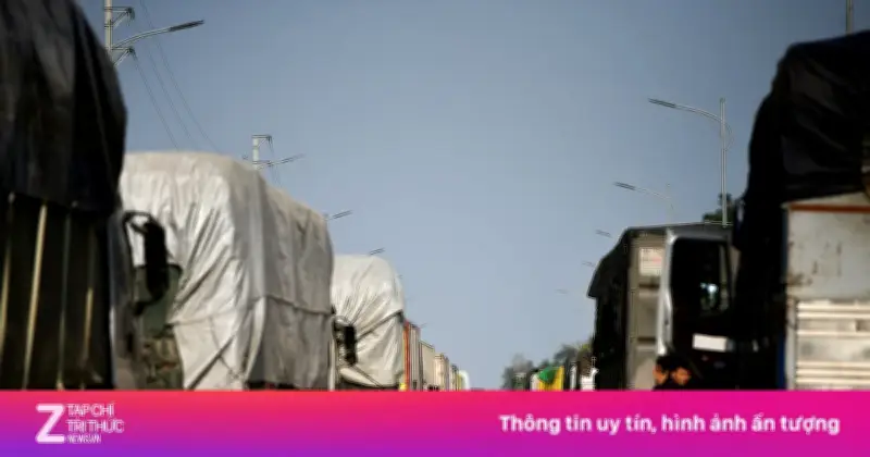 Doanh nghiệp TP.HCM kêu cứu vì container lưu bãi chờ hướng dẫn ATTP