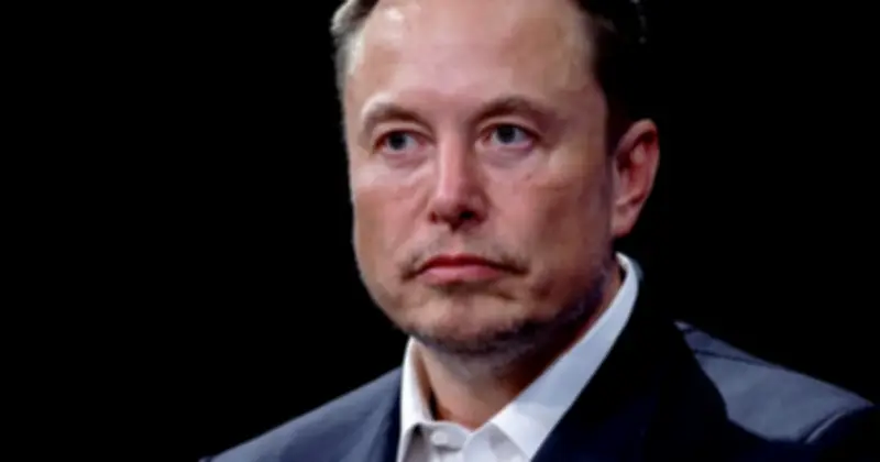 Elon Musk dự báo trong 20 năm tới con người không bắt buộc phải đi làm