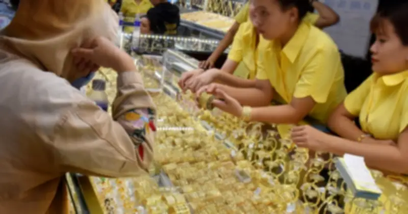 Giá vàng hôm nay giảm mạnh do lạm phát Mỹ và USD tăng