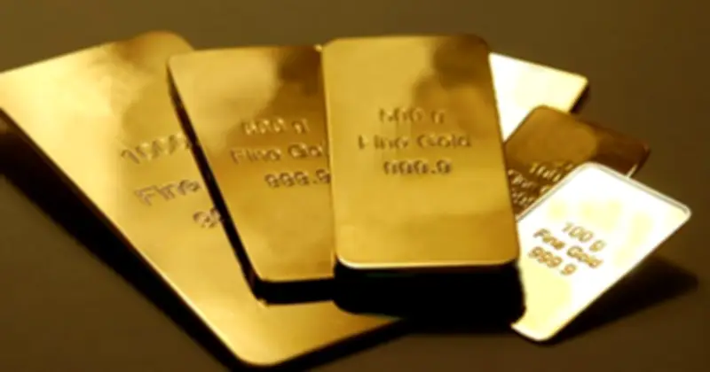 Giá vàng hôm nay lao dốc vì lo ngại lạm phát và USD mạnh
