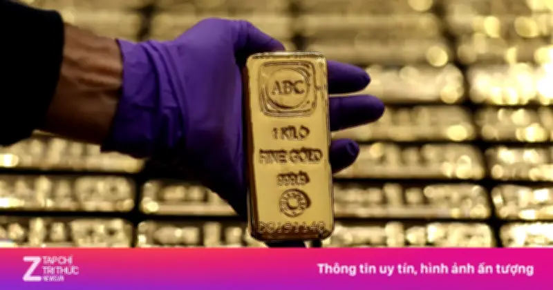 Giá vàng thế giới tiếp tục tăng nhờ USD yếu và kỳ vọng hòa bình Iran