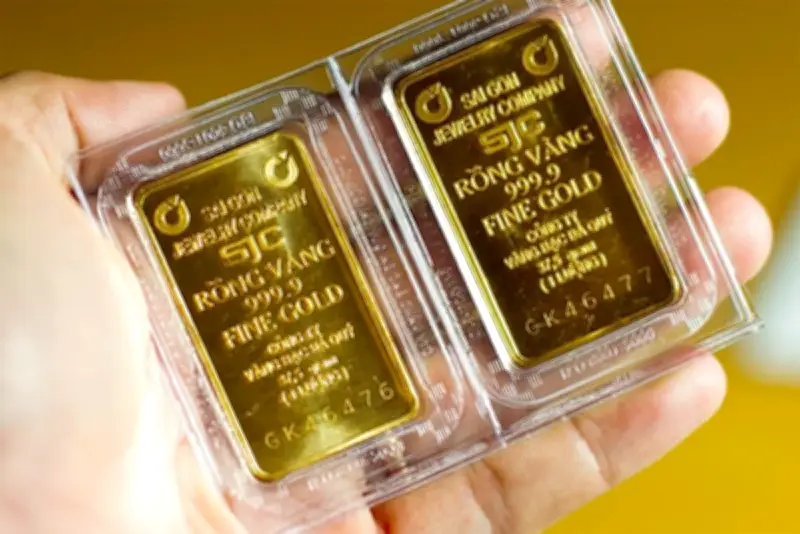 Giá vàng trong nước giảm, vàng nhẫn và SJC cùng về ngưỡng 165 triệu đồng