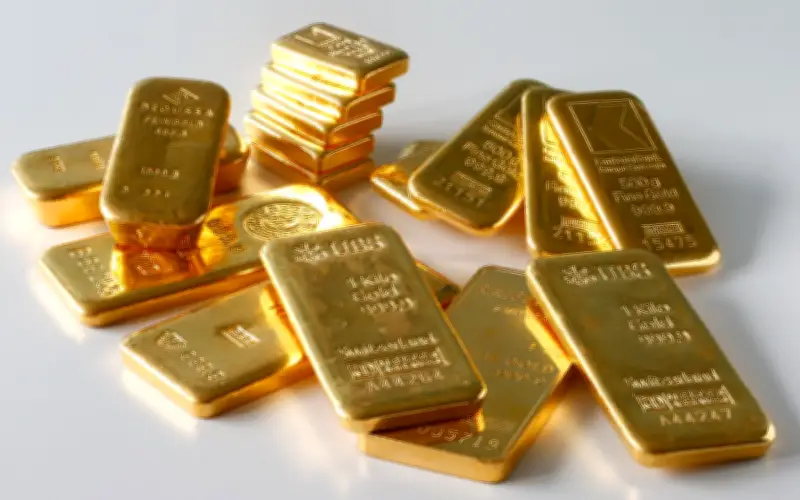 Giá vàng trong nước đi ngang, vàng thế giới giảm 76 USD