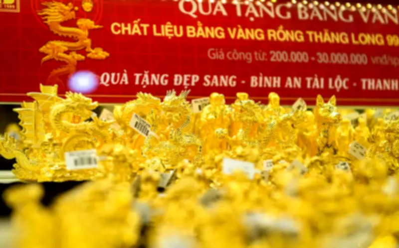Giá vàng trong nước đứng yên, thế giới tiếp tục tăng mạnh