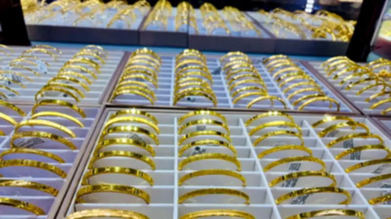 Giá vàng trong nước sáng 22/5 đi ngang, thế giới giảm nhẹ