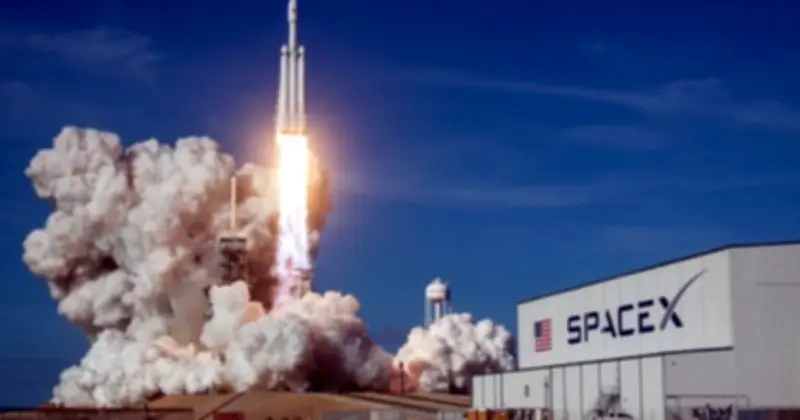 Giấc mơ 1 triệu người lên sao Hỏa của Elon Musk được nuôi bằng 11 tỷ USD từ bán Wi-Fi