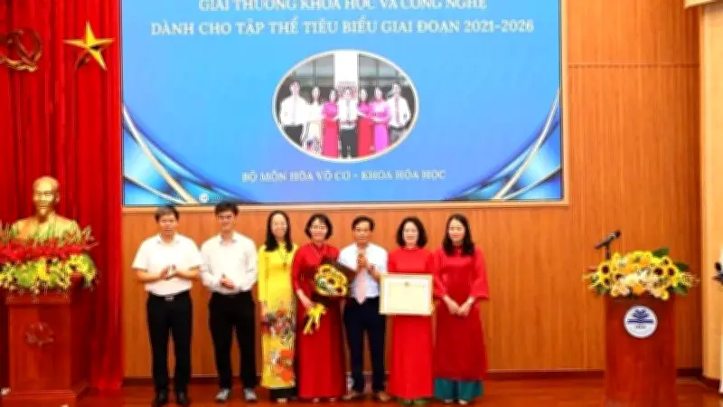 Giải thưởng Khoa học và Công nghệ Trường ĐH Sư phạm Hà Nội: 16 năm tôn vinh 58 tập thể, cá nhân