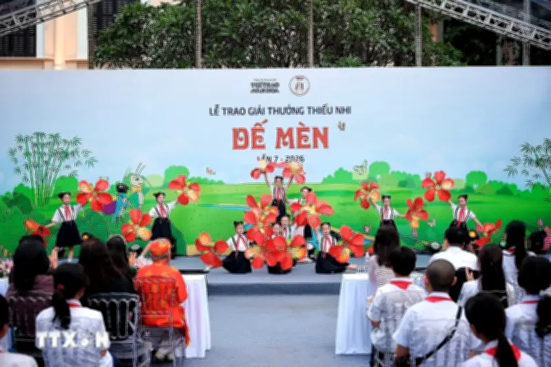 Giải thưởng Thiếu nhi Dế Mèn vinh danh thành tựu trọn đời của NSND Ngô Mạnh Lân