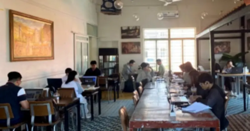 Giới trẻ ‘đóng đô’ quán cà phê: Lợi bất cập hại cho chủ quán