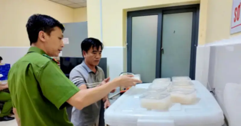 Giám đốc sản xuất 11.000 hũ yến giả: Công an công bố hình ảnh