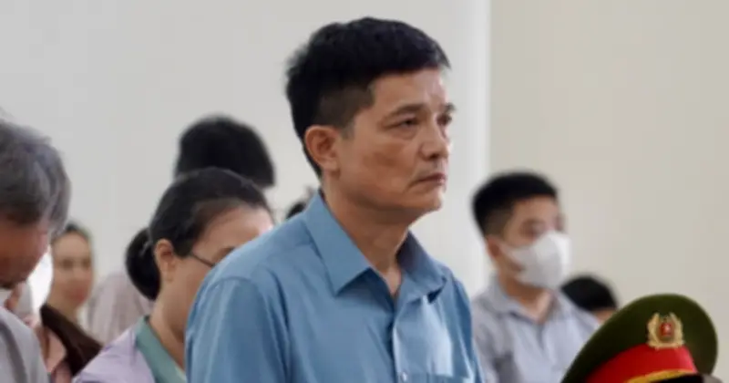 Giảm án cho 2 cựu Cục trưởng Cục An toàn thực phẩm trong vụ án nhận hối lộ hơn 107 tỉ đồng