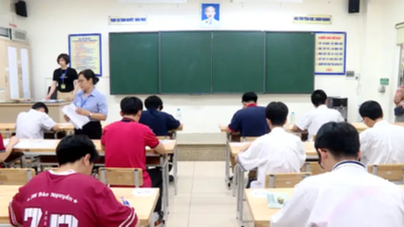 Gần 125.000 thí sinh Hà Nội bước vào kỳ thi lớp 10