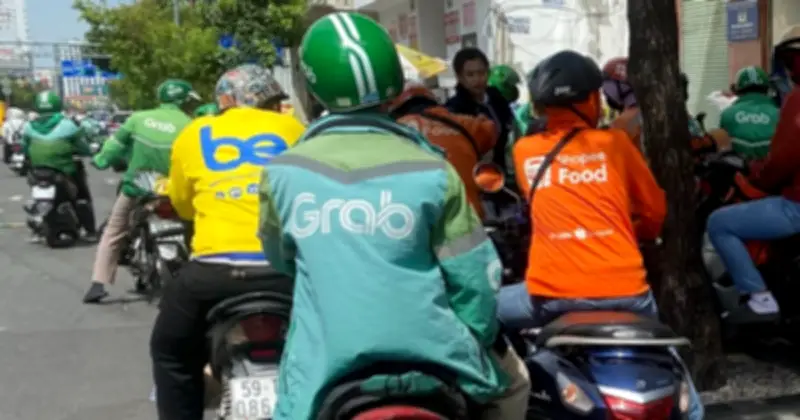 Grab dẫn đầu thị trường giao đồ ăn và gọi xe tại Việt Nam