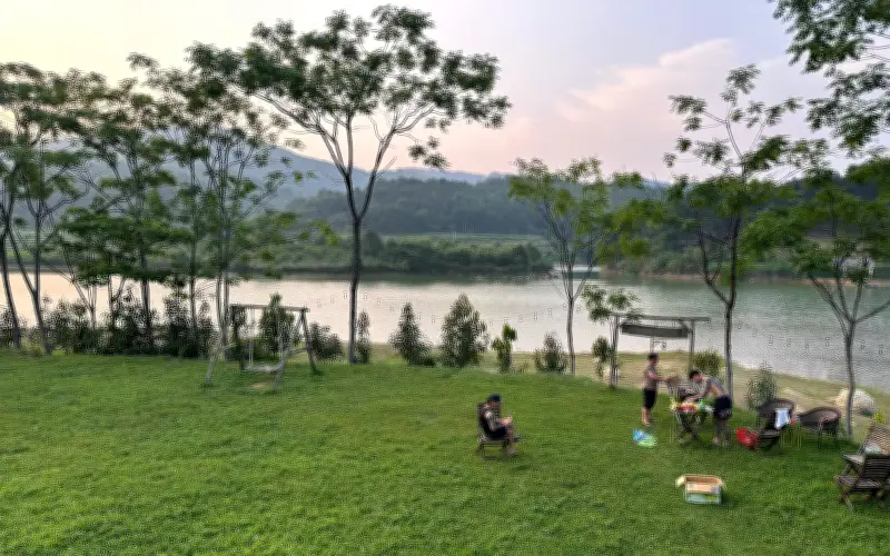 Hồ Bản Chang - 'nốt trầm xanh' giữa vùng cao Thái Nguyên thu hút du khách