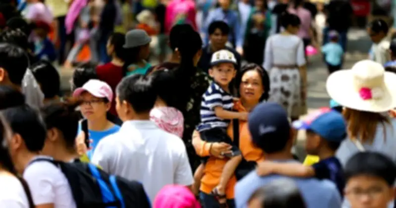 Hà Nội đặt mục tiêu kiểm soát dân số không quá 20 triệu người trong tầm nhìn 100 năm