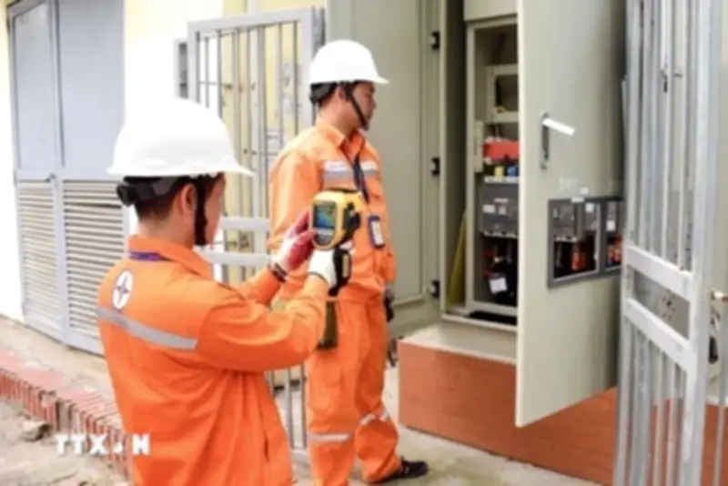 Hà Nội tiêu thụ điện xô đổ kỷ lục, vượt mốc 125 triệu kWh trong ngày