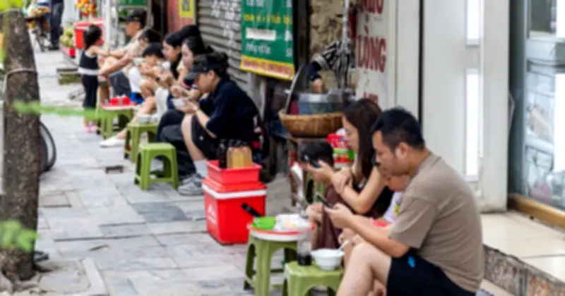 Hà Nội đề xuất phạt tới 6 triệu đồng hành vi lấn chiếm vỉa hè kinh doanh