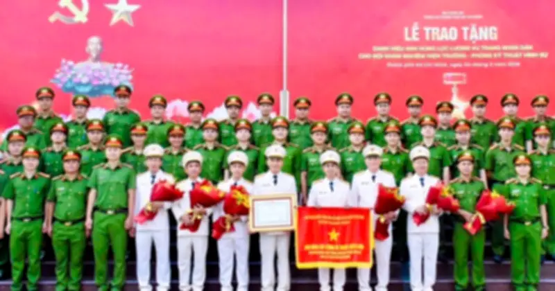 Hai tập thể Công an TP.HCM vinh dự nhận danh hiệu Anh hùng lực lượng vũ trang