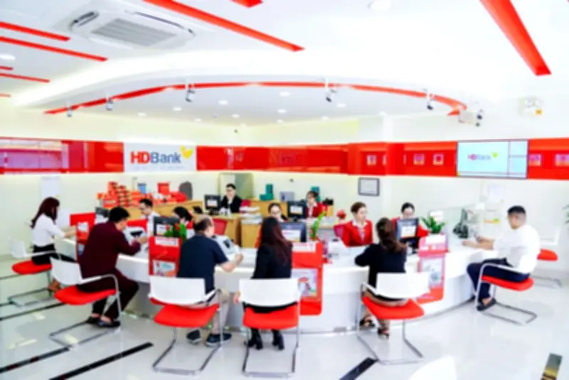 HDBank lãi 6.107 tỷ đồng, Moody's nâng triển vọng lên tích cực
