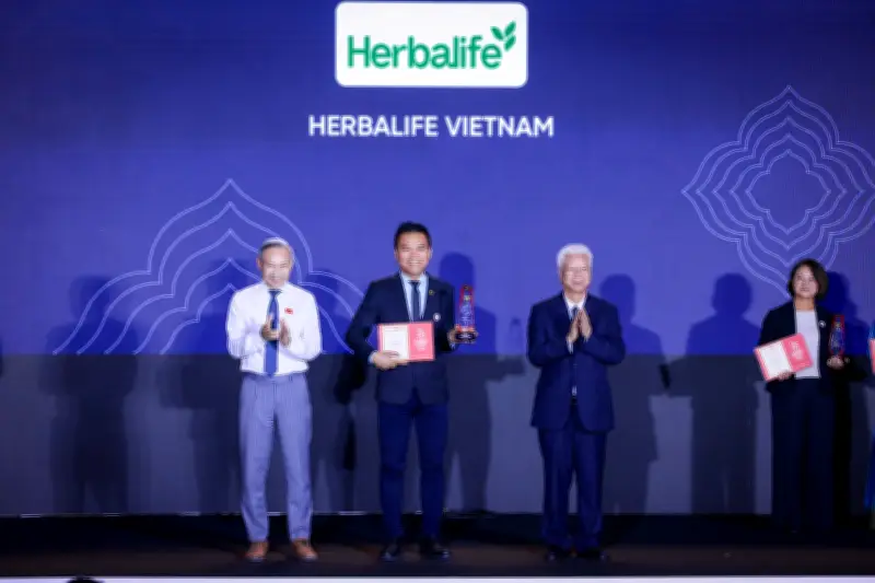 Herbalife lọt top 30 thương hiệu phát triển bền vững tại giải thưởng Rồng Vàng 2026