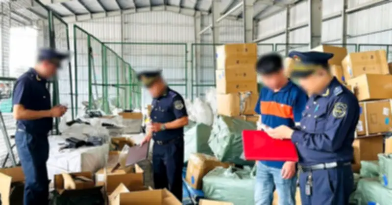 Hải quan thu giữ hàng chục ngàn sản phẩm nghi xâm phạm sở hữu trí tuệ