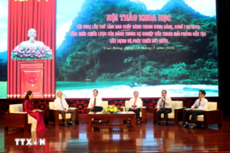 Hội thảo khoa học về Hội nghị lần thứ 8 Ban Chấp hành Trung ương Đảng khóa I