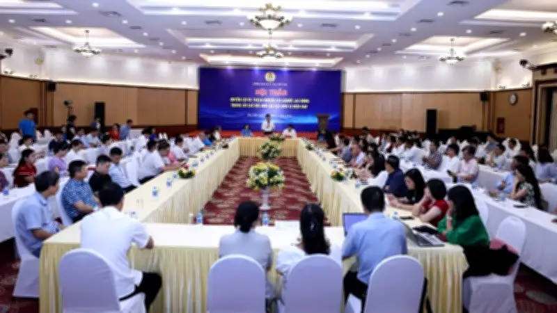 Hội thảo về quyền lợi người lao động trong cơ chế đổi mới