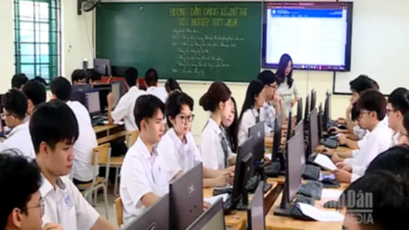 Hơn 1,1 triệu thí sinh đăng ký thi tốt nghiệp THPT, giảm mạnh số miễn thi ngoại ngữ