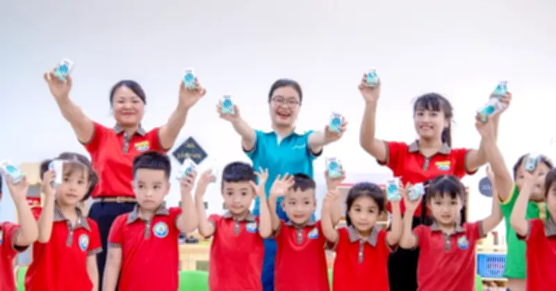 Hơn 2.000 trẻ em được khám bệnh miễn phí nhờ chương trình ý nghĩa