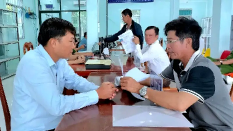 Hướng dẫn mới về đánh giá cán bộ hằng quý: 'Sáu rõ' và trách nhiệm người đứng đầu