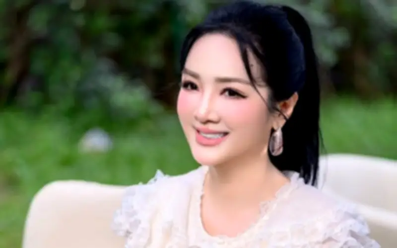 Hoa hậu Giáng My U60 vẫn trẻ đẹp, sở hữu khối tài sản khủng
