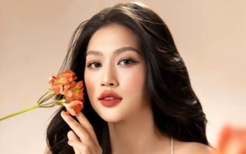 Hoa hậu Đoàn Thiên Ân giành giải Gương mặt đẹp nhất năm tại ELLE Beauty Awards 2026