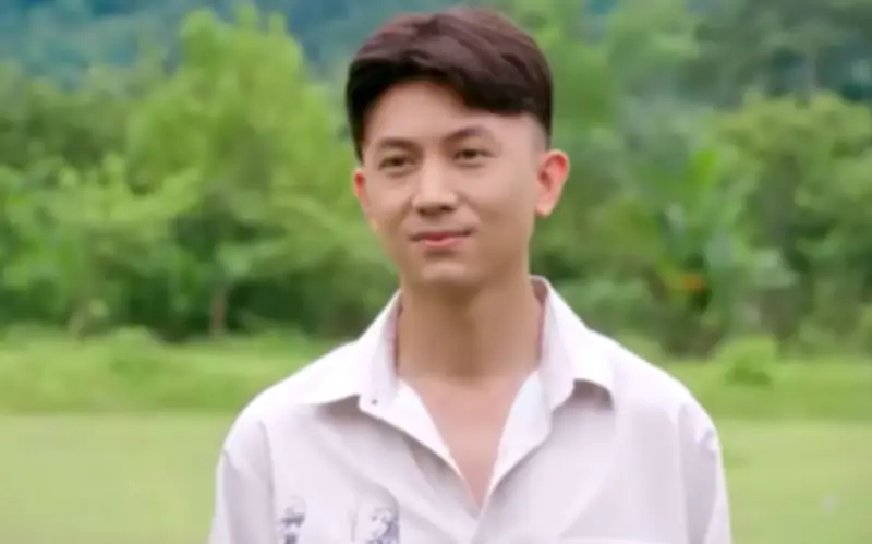 Hoa hậu Vị Minh ngỡ ngàng khi được thiếu gia tập đoàn về tận bản theo đuổi