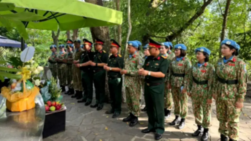 Đội Công binh số 5 dâng hương tưởng niệm Chủ tịch Hồ Chí Minh tại K9