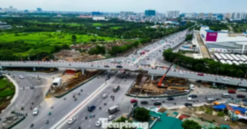 Đại công trường hầm chui Cổ Linh sau 7 tháng thi công: Lộ diện nhiều hạng mục quan trọng