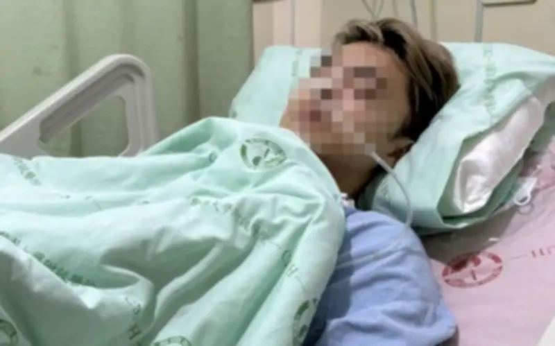 Đi ngoài ra máu suốt 1 năm tưởng trĩ, hóa ra ung thư đại tràng giai đoạn 0