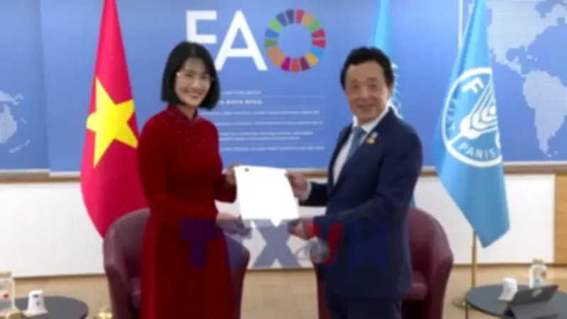 Đại sứ Nguyễn Phương Anh trình Ủy nhiệm thư tại FAO