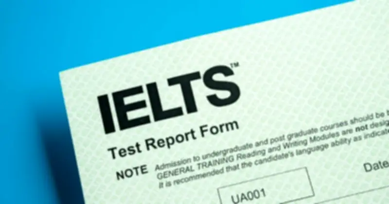 IELTS ra mắt hình thức thi viết tay 'Writing on Paper' từ giữa năm 2026