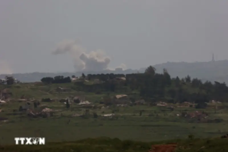 Israel không kích hàng loạt mục tiêu Hezbollah tại miền Nam Liban