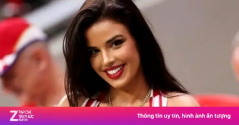 Ivana Knoll gây chú ý tại Miami Grand Prix 2026 với ngoại hình nóng bỏng