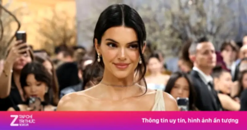 Jacob Elordi và Kendall Jenner thân mật sau bữa tối ở Santa Barbara